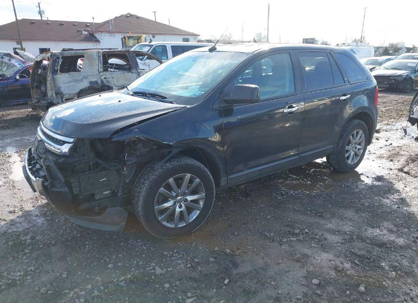 Photo 2 of 2011 Ford Edge SEL (VIN 2FMDK3JC1BBA04979)