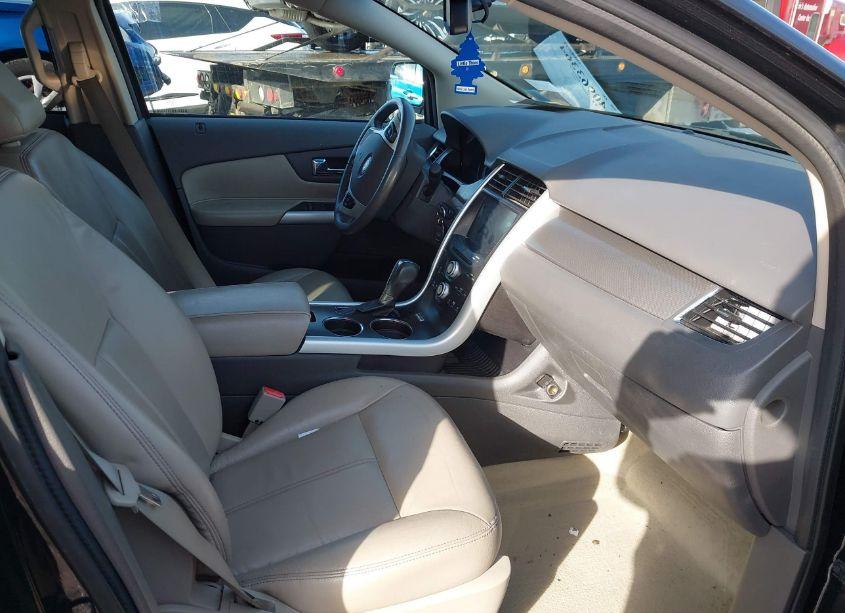 Photo 5 of 2011 Ford Edge SEL (VIN 2FMDK3JC1BBA04979)