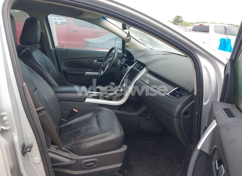 Photo 5 of 2011 Ford Edge SEL (VIN 2FMDK3JC1BBA23094)