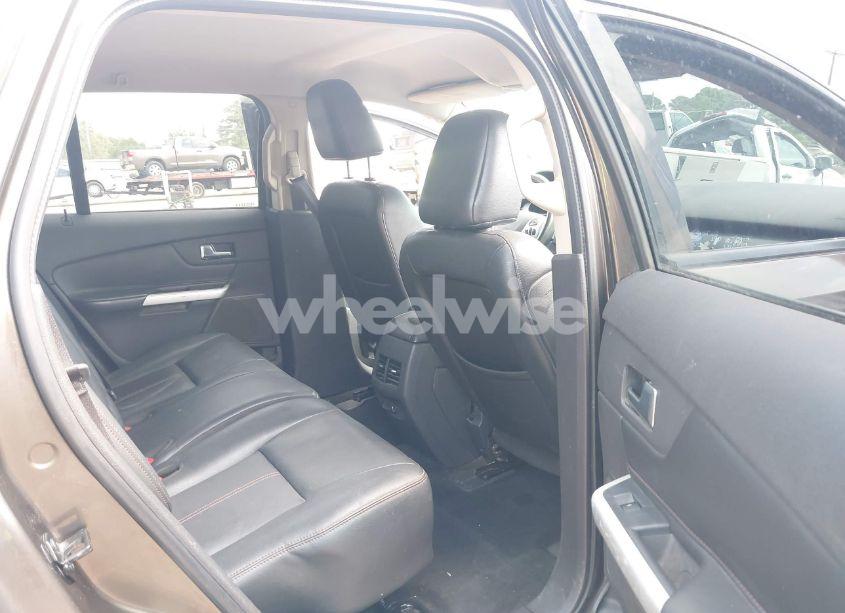 Photo 8 of 2011 Ford Edge SEL (VIN 2FMDK3JC1BBA53244)