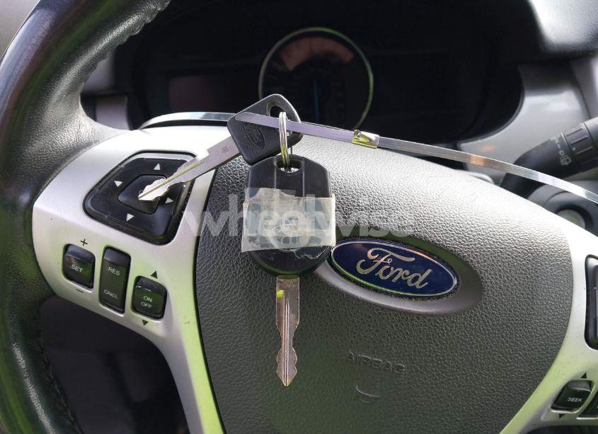 Photo 11 of 2011 Ford Edge SEL (VIN 2FMDK3JC1BBB26144)