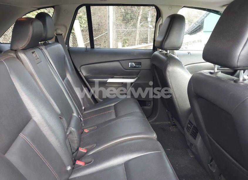 Photo 8 of 2011 Ford Edge SEL (VIN 2FMDK3JC1BBB26144)