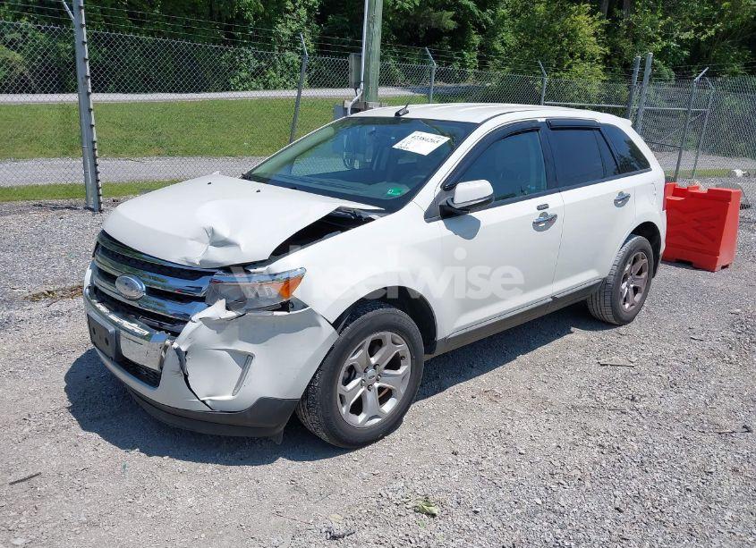 Photo 2 of 2011 Ford Edge SEL (VIN 2FMDK3JC1BBB50430)