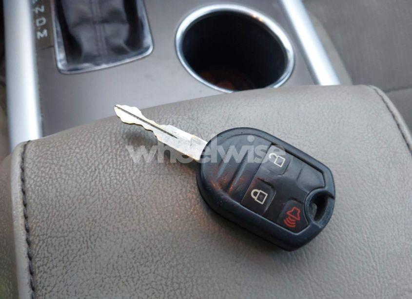 Photo 11 of 2011 Ford Edge SEL (VIN 2FMDK3JC1BBB50525)