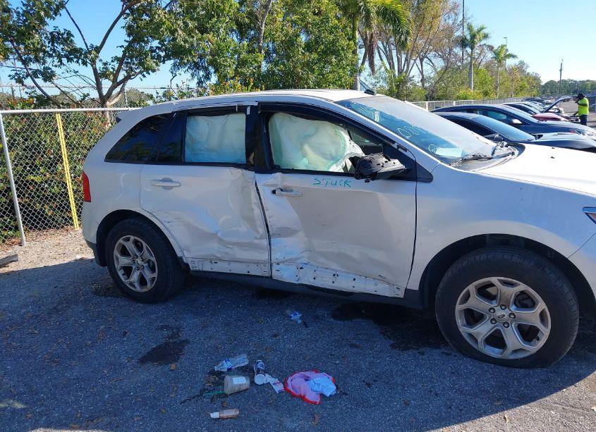 Photo 6 of 2013 Ford Edge SEL (VIN 2FMDK3JC1DBB50818)