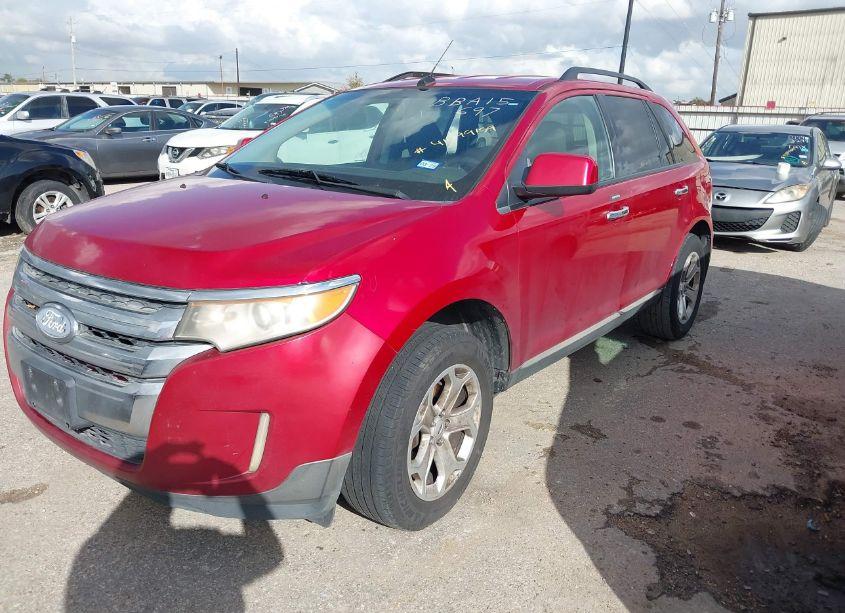 Photo 2 of 2011 Ford Edge SEL (VIN 2FMDK3JC2BBA15697)