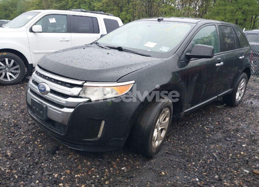 Photo 2 of 2011 Ford Edge SEL (VIN 2FMDK3JC2BBA72126)