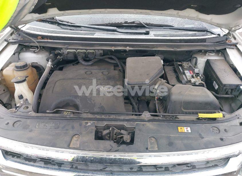 Photo 10 of 2011 Ford Edge SEL (VIN 2FMDK3JC2BBB05710)