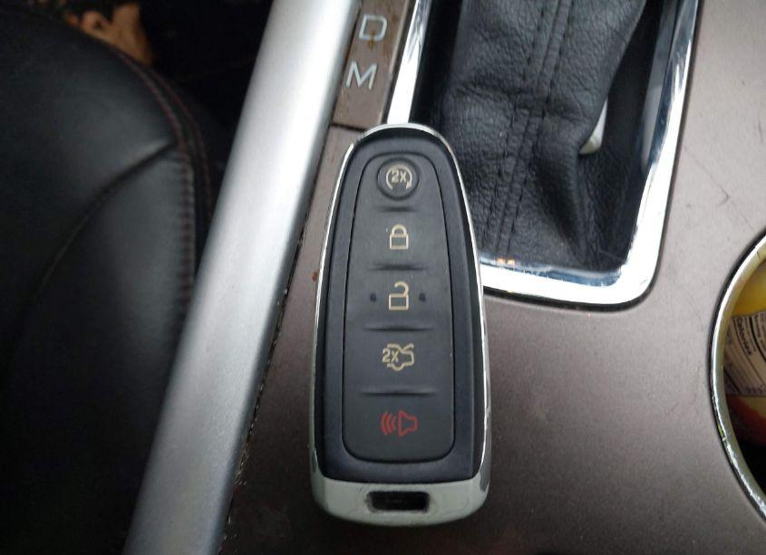 Photo 11 of 2011 Ford Edge SEL (VIN 2FMDK3JC2BBB62330)