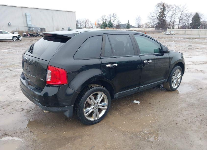 Photo 4 of 2011 Ford Edge SEL (VIN 2FMDK3JC2BBB62330)