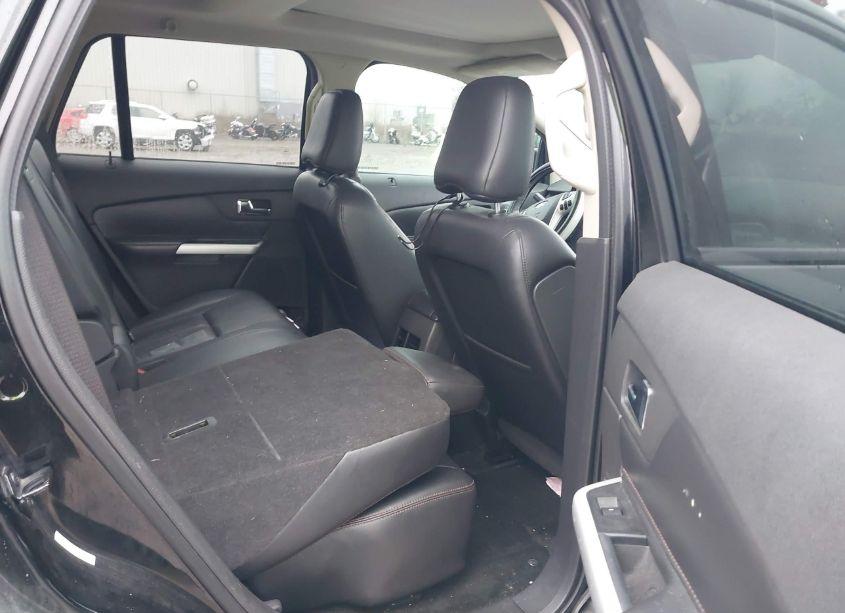 Photo 8 of 2011 Ford Edge SEL (VIN 2FMDK3JC2BBB62330)
