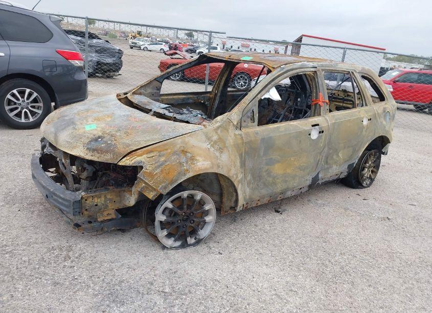 Photo 2 of 2010 Ford Edge SEL (VIN 2FMDK3JC3ABA83246)