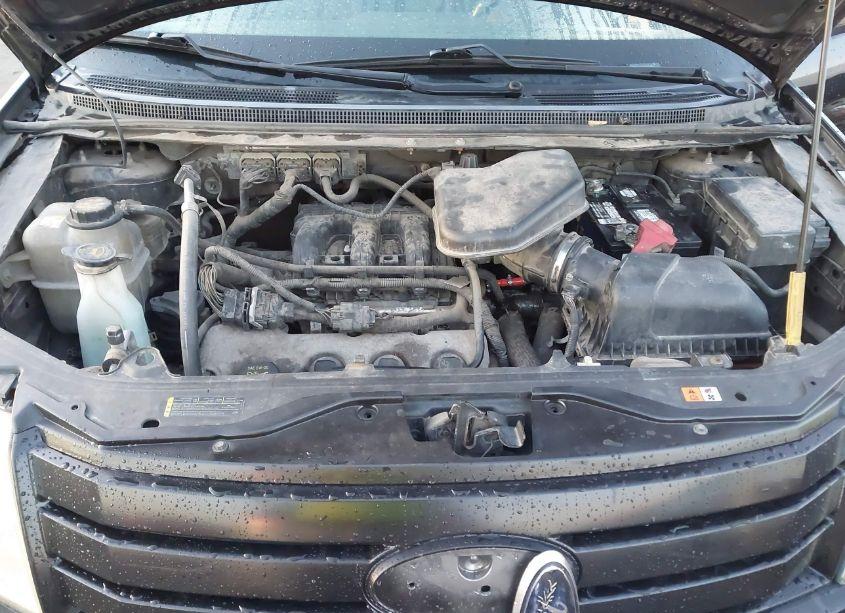 Photo 10 of 2010 Ford Edge SEL (VIN 2FMDK3JC3ABB33322)