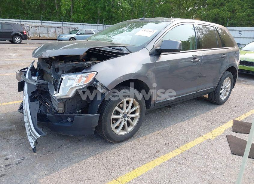 Photo 2 of 2010 Ford Edge SEL (VIN 2FMDK3JC3ABB51643)