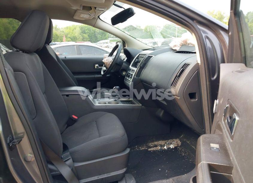 Photo 5 of 2010 Ford Edge SEL (VIN 2FMDK3JC3ABB51643)