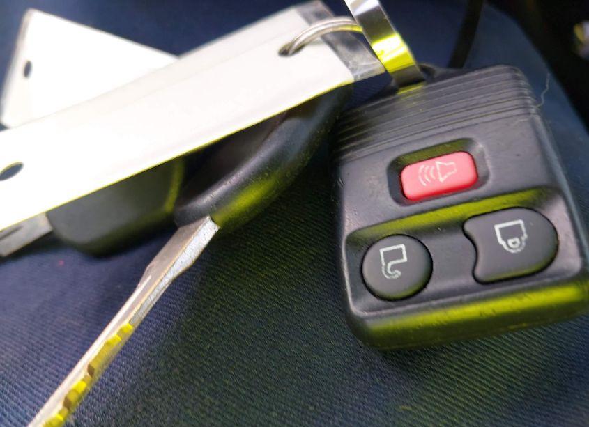 Photo 11 of 2011 Ford Edge SEL (VIN 2FMDK3JC3BBB21883)