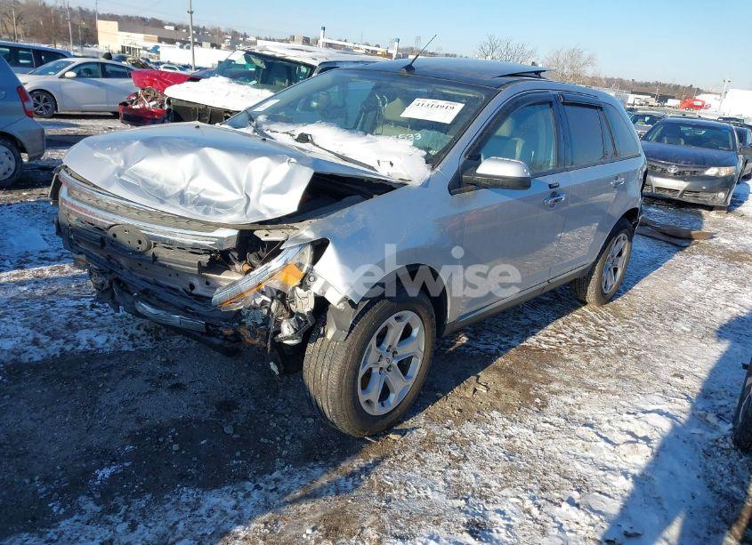 Photo 2 of 2011 Ford Edge SEL (VIN 2FMDK3JC3BBB25058)