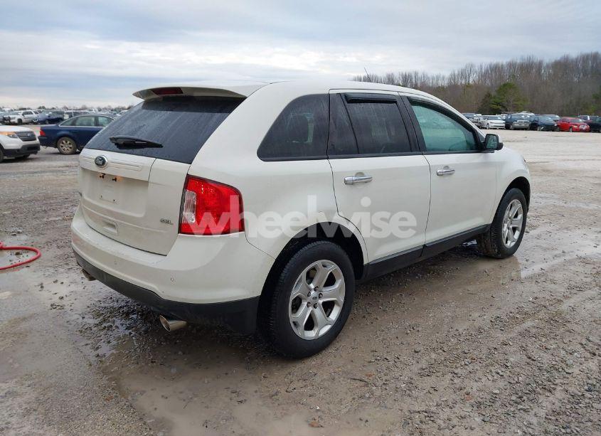 Photo 4 of 2011 Ford Edge SEL (VIN 2FMDK3JC3BBB49926)