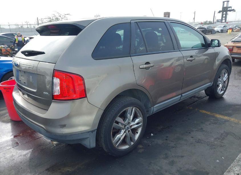 Photo 4 of 2013 Ford Edge SEL (VIN 2FMDK3JC3DBC17600)