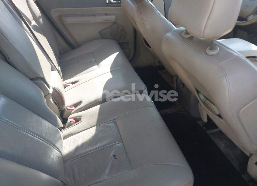 Photo 8 of 2010 Ford Edge SEL (VIN 2FMDK3JC4ABA56198)