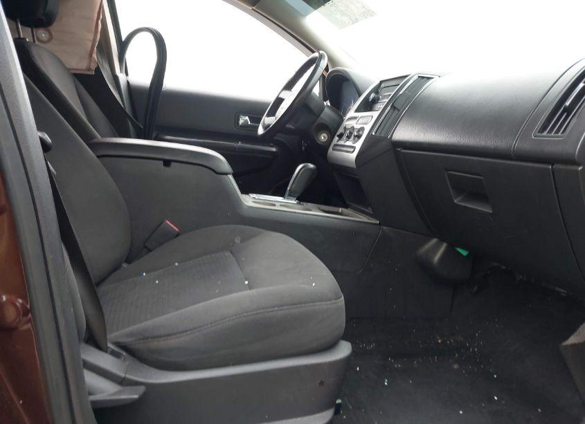 Photo 5 of 2010 Ford Edge SEL (VIN 2FMDK3JC4ABB35001)