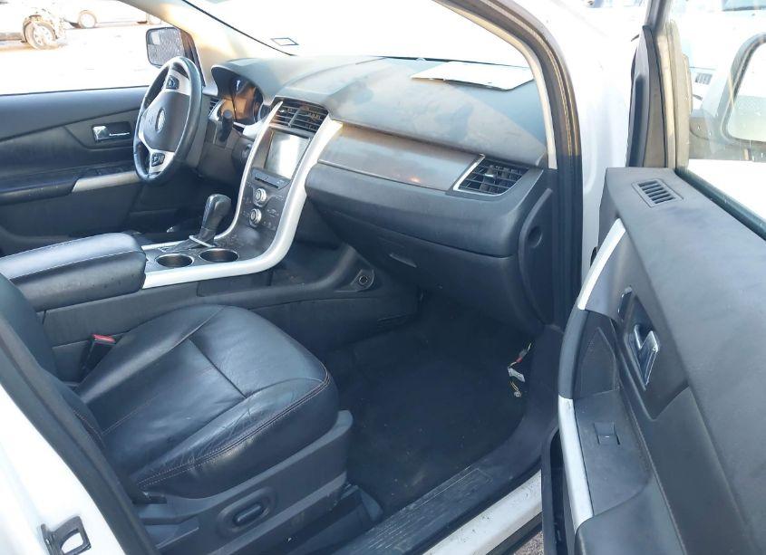 Photo 5 of 2011 Ford Edge SEL (VIN 2FMDK3JC4BBA64271)