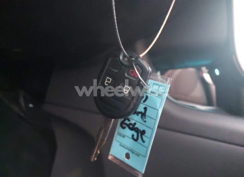 Photo 11 of 2011 Ford Edge SEL (VIN 2FMDK3JC4BBB00282)