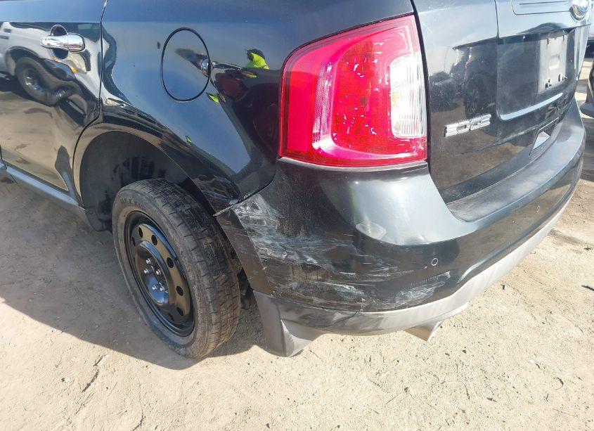 Photo 6 of 2011 Ford Edge SEL (VIN 2FMDK3JC4BBB48302)