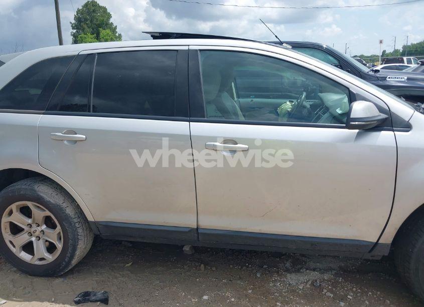 Photo 13 of 2014 Ford Edge SEL (VIN 2FMDK3JC4EBA09047)