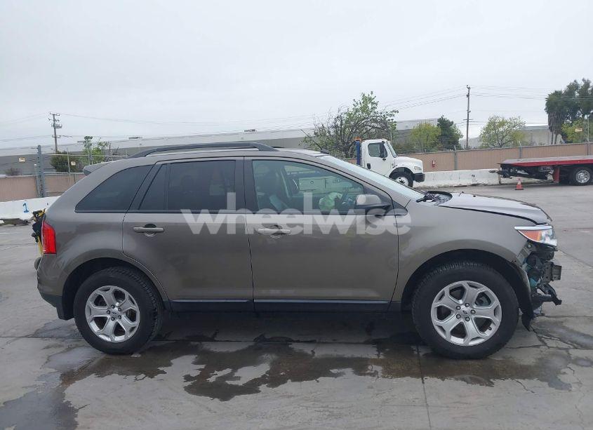 Photo 13 of 2014 Ford Edge SEL (VIN 2FMDK3JC4EBB56601)