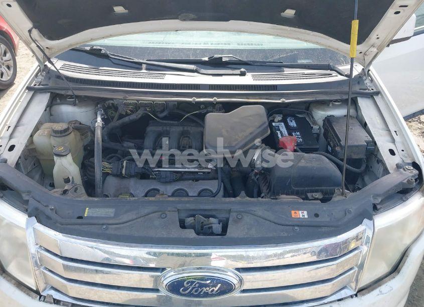 Photo 10 of 2010 Ford Edge SEL (VIN 2FMDK3JC5ABA27101)