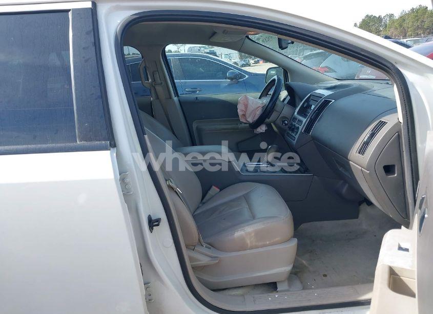 Photo 5 of 2010 Ford Edge SEL (VIN 2FMDK3JC5ABA27101)