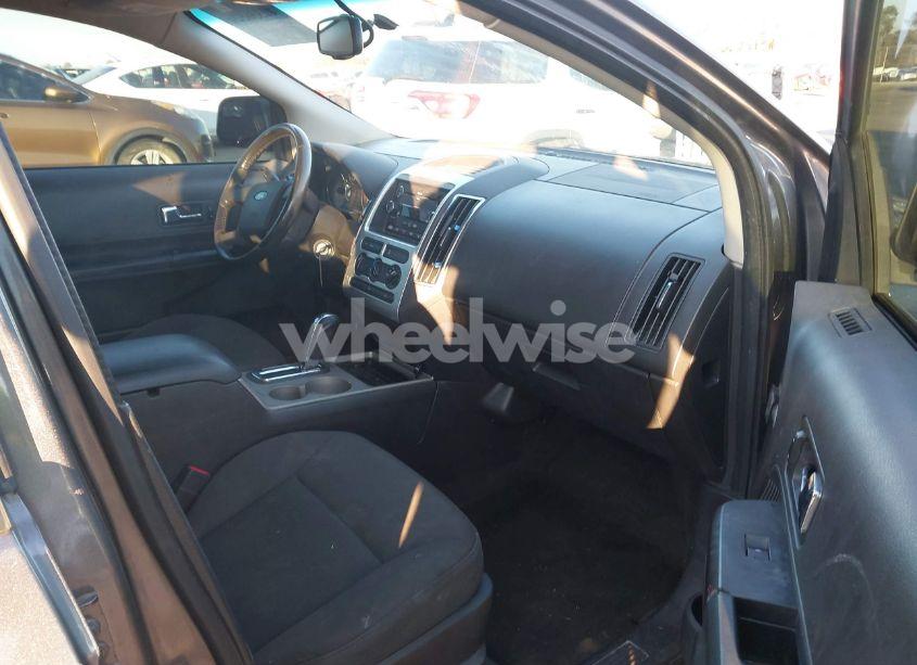 Photo 5 of 2010 Ford Edge SEL (VIN 2FMDK3JC5ABA82745)