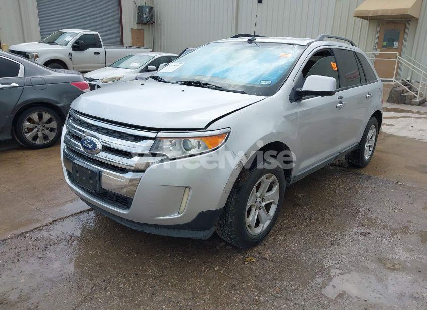 Photo 2 of 2011 Ford Edge SEL (VIN 2FMDK3JC5BBA25785)