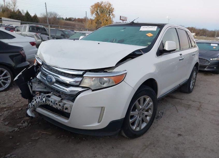 Photo 2 of 2011 Ford Edge SEL (VIN 2FMDK3JC5BBA26872)
