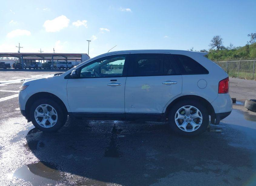 Photo 14 of 2011 Ford Edge SEL (VIN 2FMDK3JC5BBB13204)