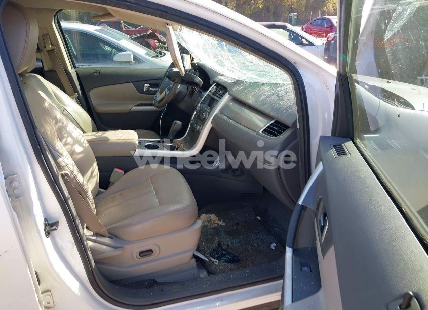 Photo 5 of 2012 Ford Edge SEL (VIN 2FMDK3JC5CBA44404)