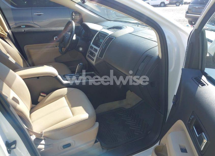 Photo 5 of 2010 Ford Edge SEL (VIN 2FMDK3JC6ABB16420)