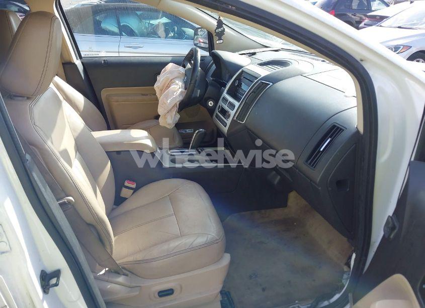 Photo 5 of 2010 Ford Edge SEL (VIN 2FMDK3JC6ABB41205)