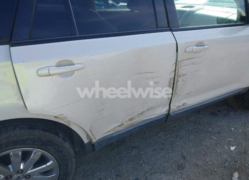 Photo 6 of 2010 Ford Edge SEL (VIN 2FMDK3JC6ABB41205)