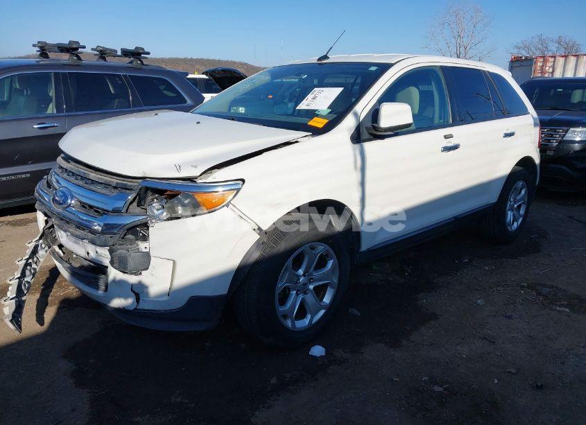 Photo 2 of 2011 Ford Edge SEL (VIN 2FMDK3JC6BBA70119)