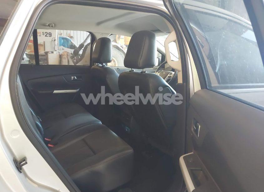 Photo 8 of 2011 Ford Edge SEL (VIN 2FMDK3JC6BBB09677)