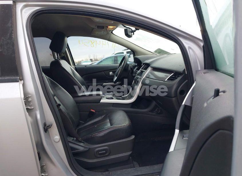 Photo 5 of 2012 Ford Edge SEL (VIN 2FMDK3JC6CBA64869)