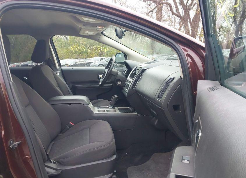 Photo 5 of 2010 Ford Edge SEL (VIN 2FMDK3JC7ABA67275)