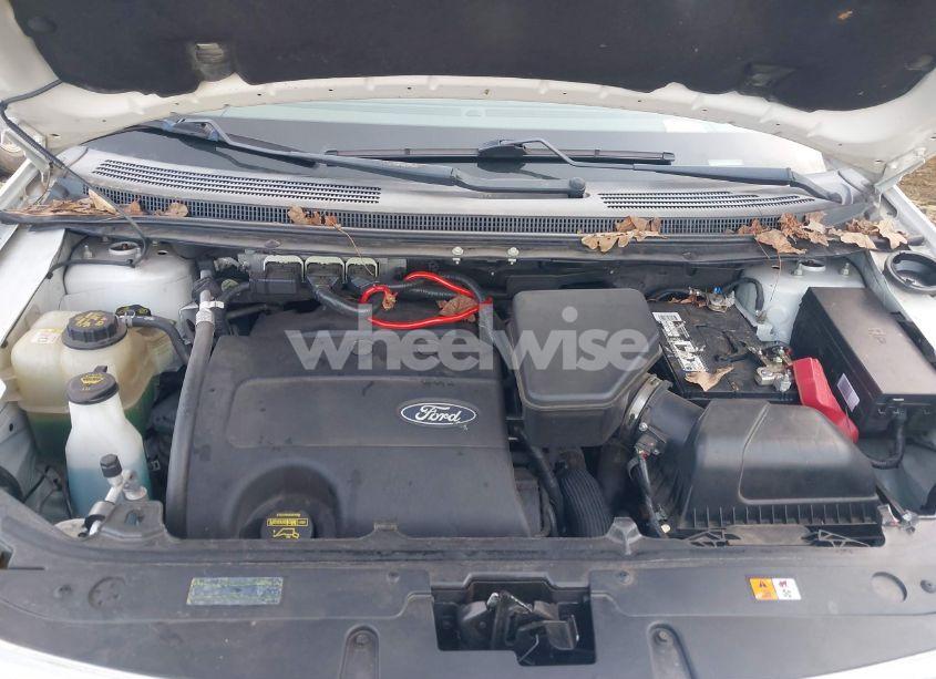 Photo 10 of 2011 Ford Edge SEL (VIN 2FMDK3JC7BBA58934)