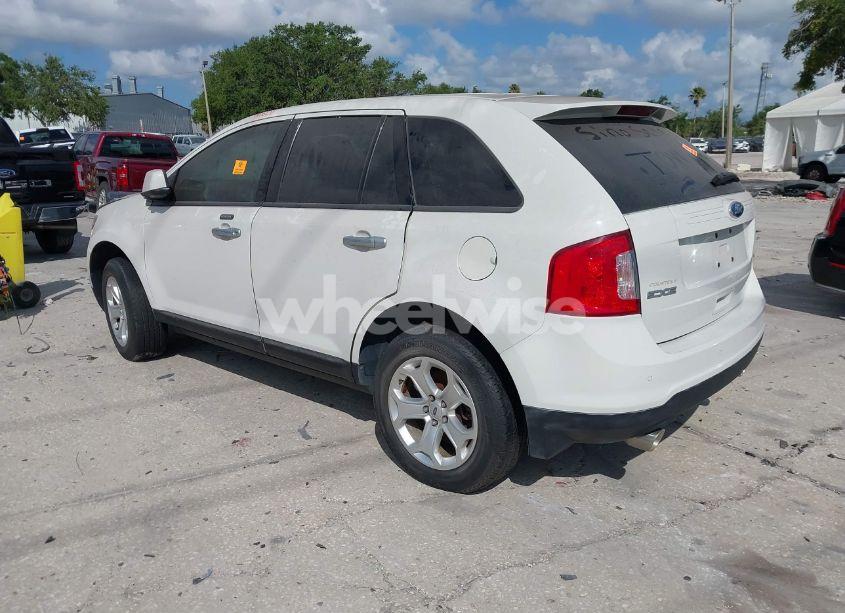 Photo 3 of 2011 Ford Edge SEL (VIN 2FMDK3JC7BBA81825)