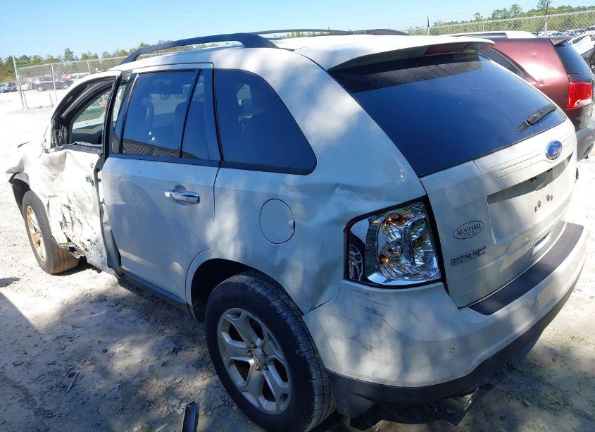 Photo 3 of 2011 Ford Edge SEL (VIN 2FMDK3JC7BBB00017)