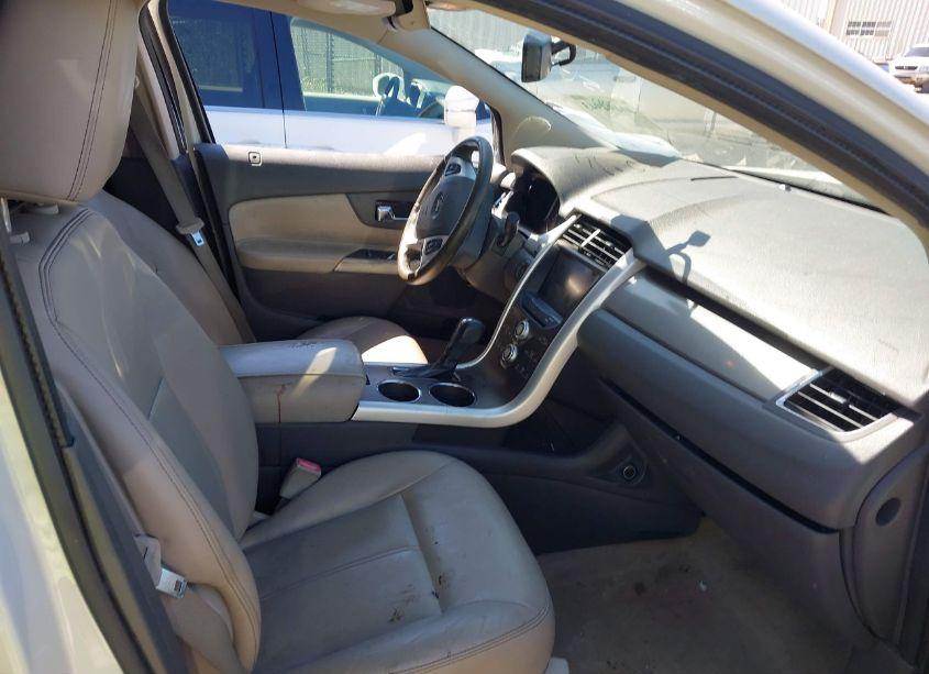 Photo 5 of 2011 Ford Edge SEL (VIN 2FMDK3JC7BBB00017)