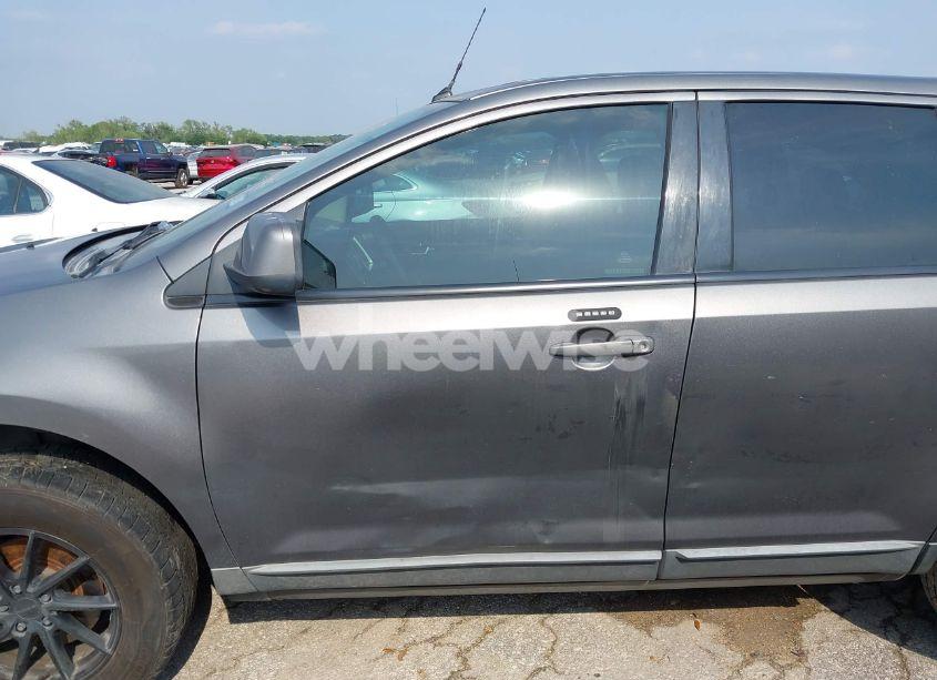 Photo 6 of 2010 Ford Edge SEL (VIN 2FMDK3JC8ABA15458)