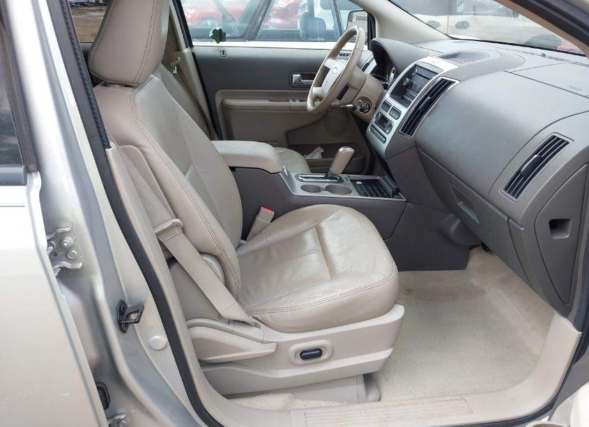 Photo 5 of 2010 Ford Edge SEL (VIN 2FMDK3JC8ABA24239)